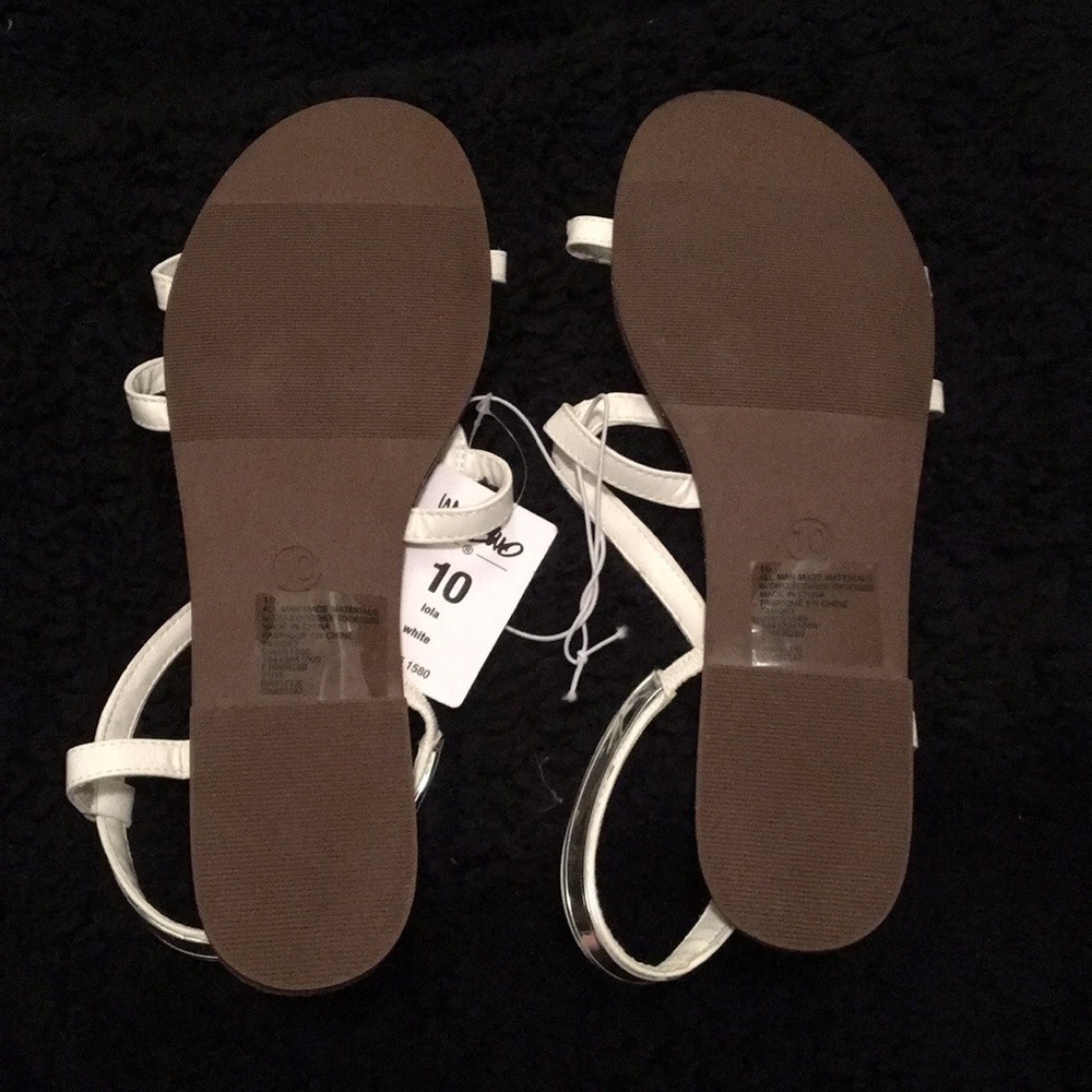 Sandals - Picture 4 of 4